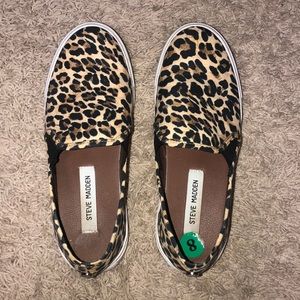 Steve Madden slip on